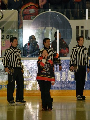 apr-hokej-finale-prva-002.jpg