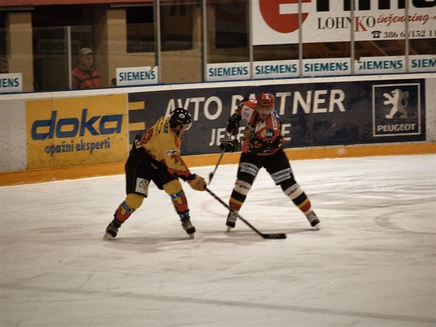 apr-hokej-finale-prva-020.jpg