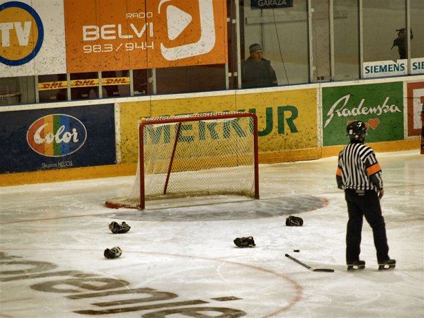 apr-hokej-finale-prva-025.jpg
