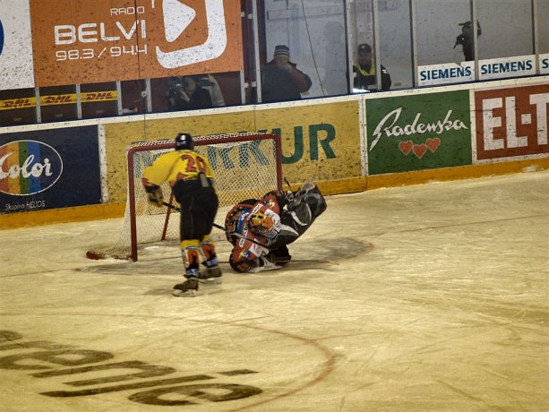 apr-hokej-finale-prva-032.jpg