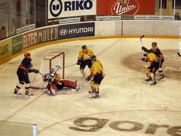 apr-hokej-finale-prva-036.jpg