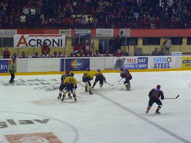 apr-hokej-prvaki-004.jpg