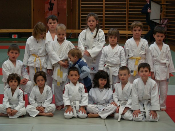 apr-judo-embs-f-001.jpg