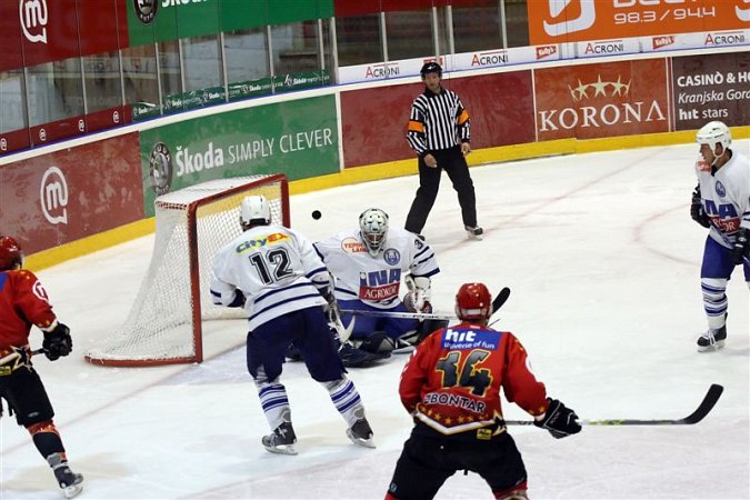 okt-hokej-b-mdv-016.jpg