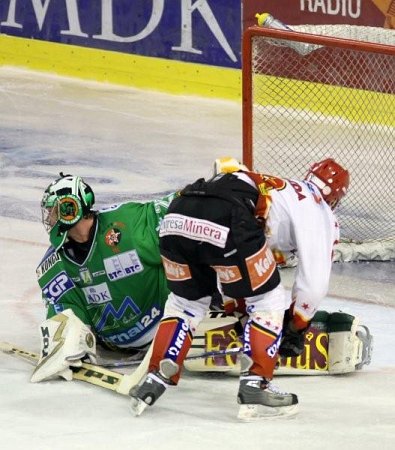 apr-hokej-a-olimpija-020.jpg