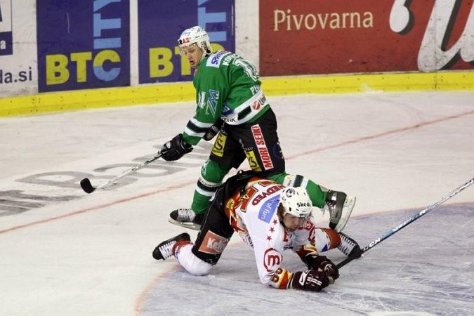 apr-hokej-k-olimpija-012.jpg