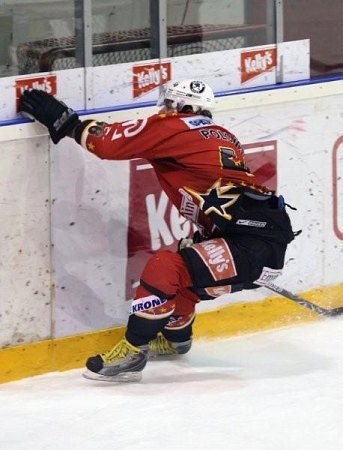 feb-hokej-f-linz-006.jpg