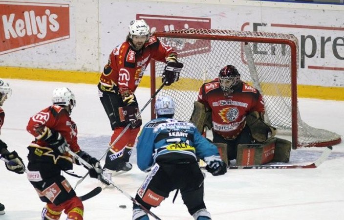 feb-hokej-g-linz-027.jpg