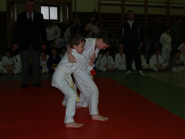 feb-judo-b-embs-005.jpg