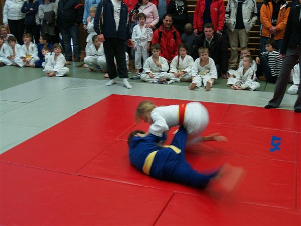feb-judo-b-embs-008.jpg