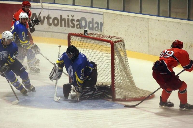 avg-hokej-c-medvescak-004.jpg