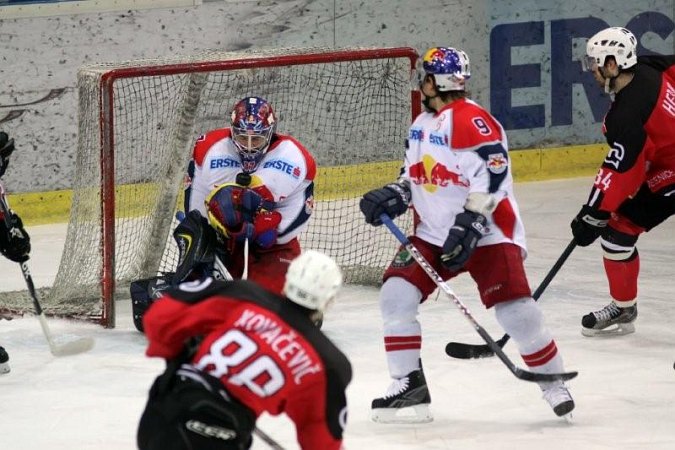 feb-hokej-d-salzburg-010.jpg