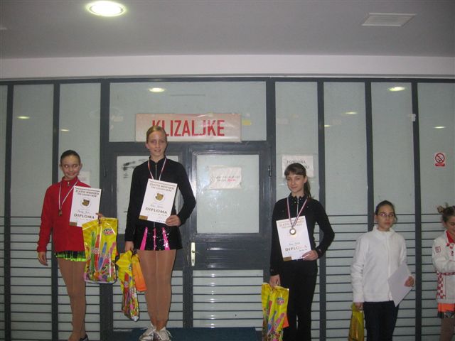 nov-drsanje-b-zagreb-002.jpg