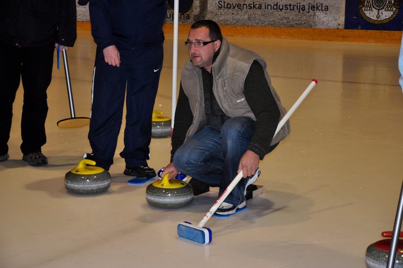 dec-curling-a-047.jpg