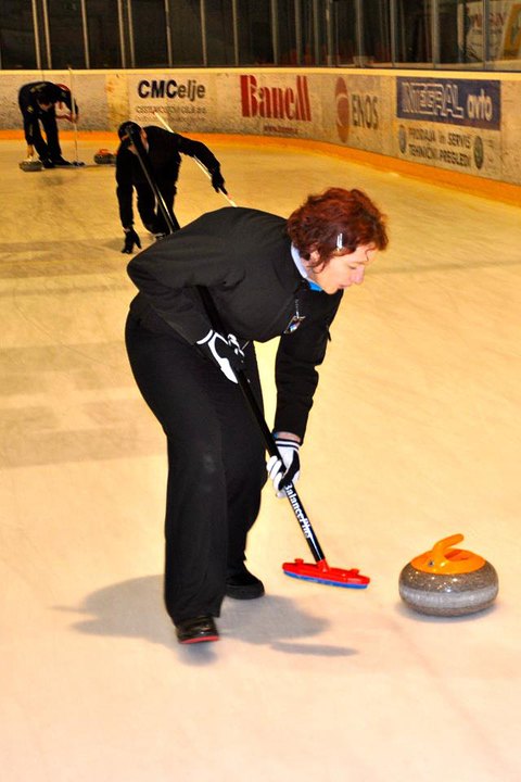 dec-curling-a-051.jpg