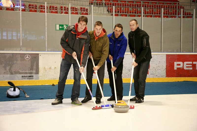 okt-curling-b-002.jpg