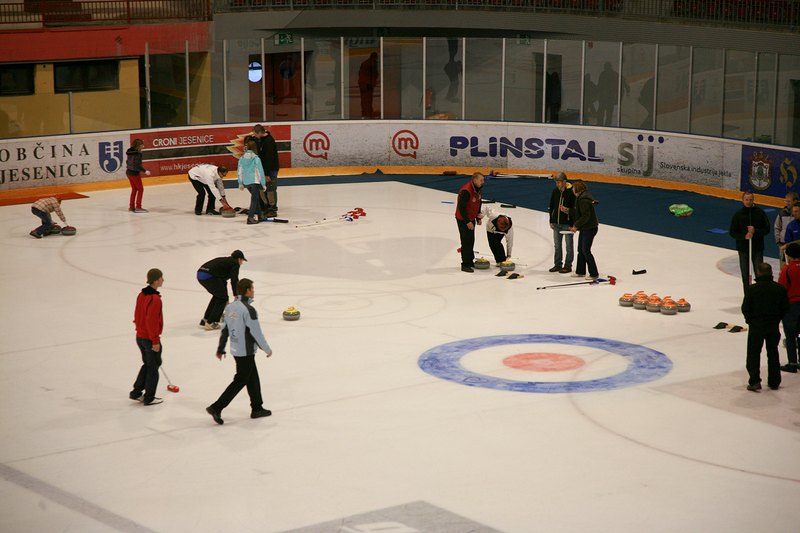 okt-curling-b-010.jpg