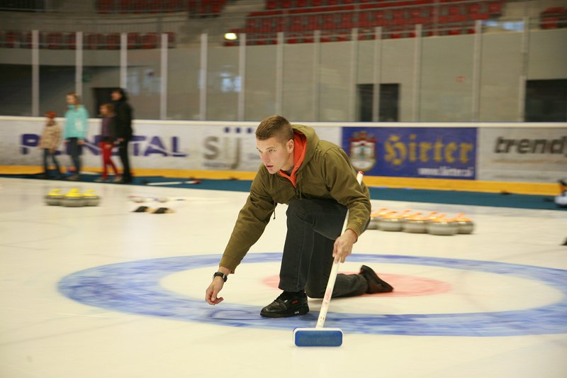 okt-curling-b-028.jpg