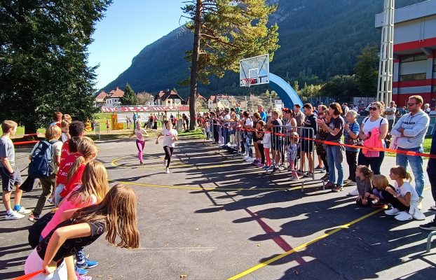 JESENSKI MEDOBČINSKI KROS OBČIN JESENICE, KRANJSKA GORA  IN ŽIROVNICA